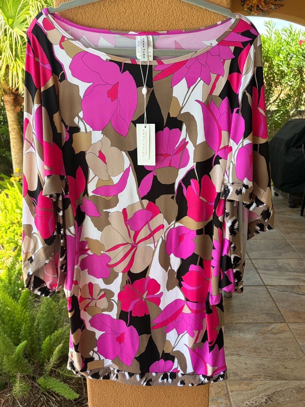 NWT Trina Turk Fuchsia Pink/Brown Floral Scoop Neck Tunic/Beach Cover up Dress.